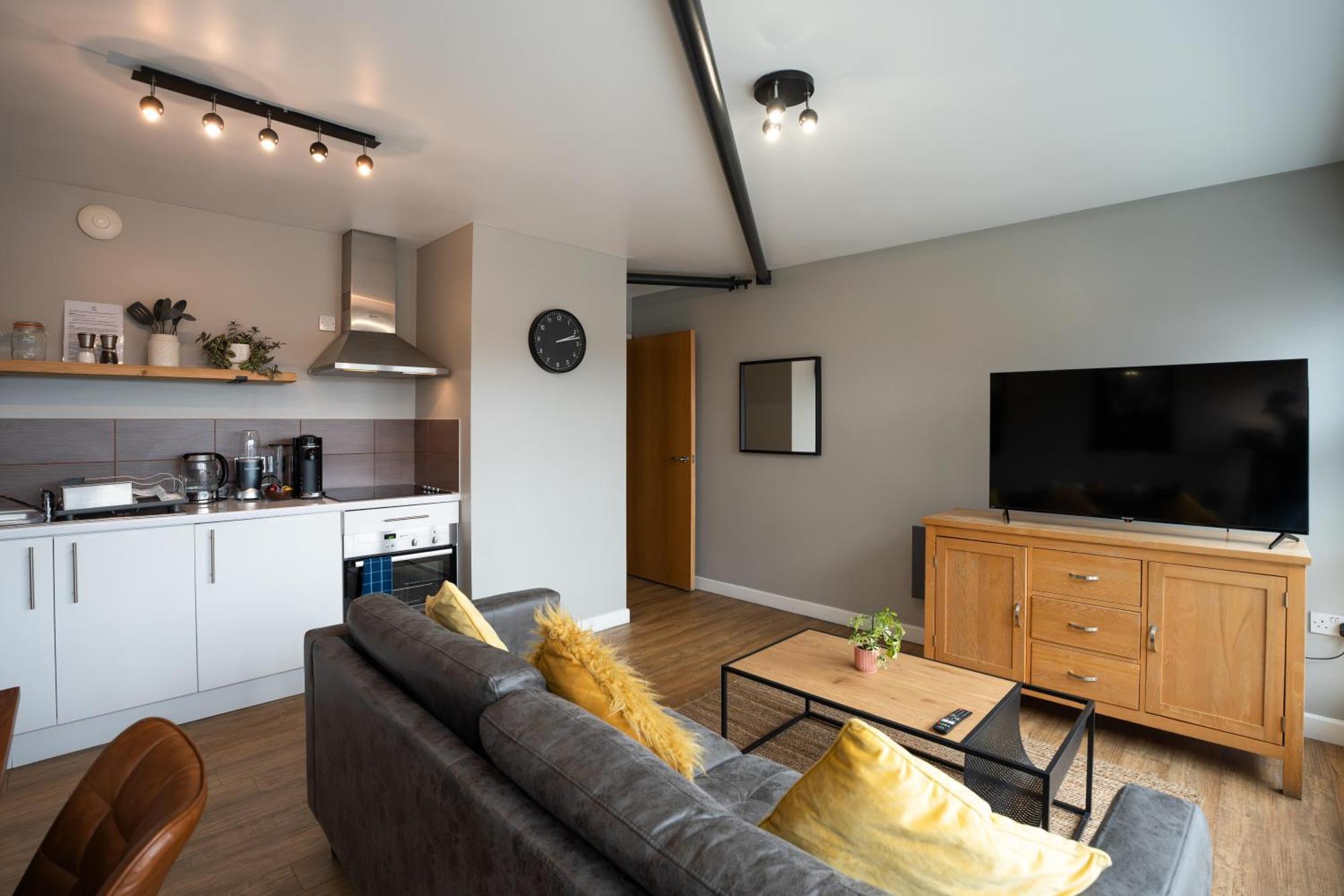 Апарт отель High Street Town House Манчестер Экстерьер фото